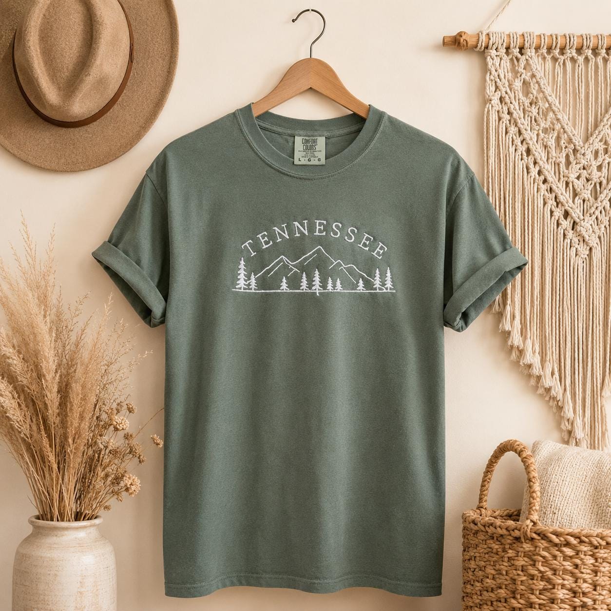 Embroidered Pullover Tennessee Shirt